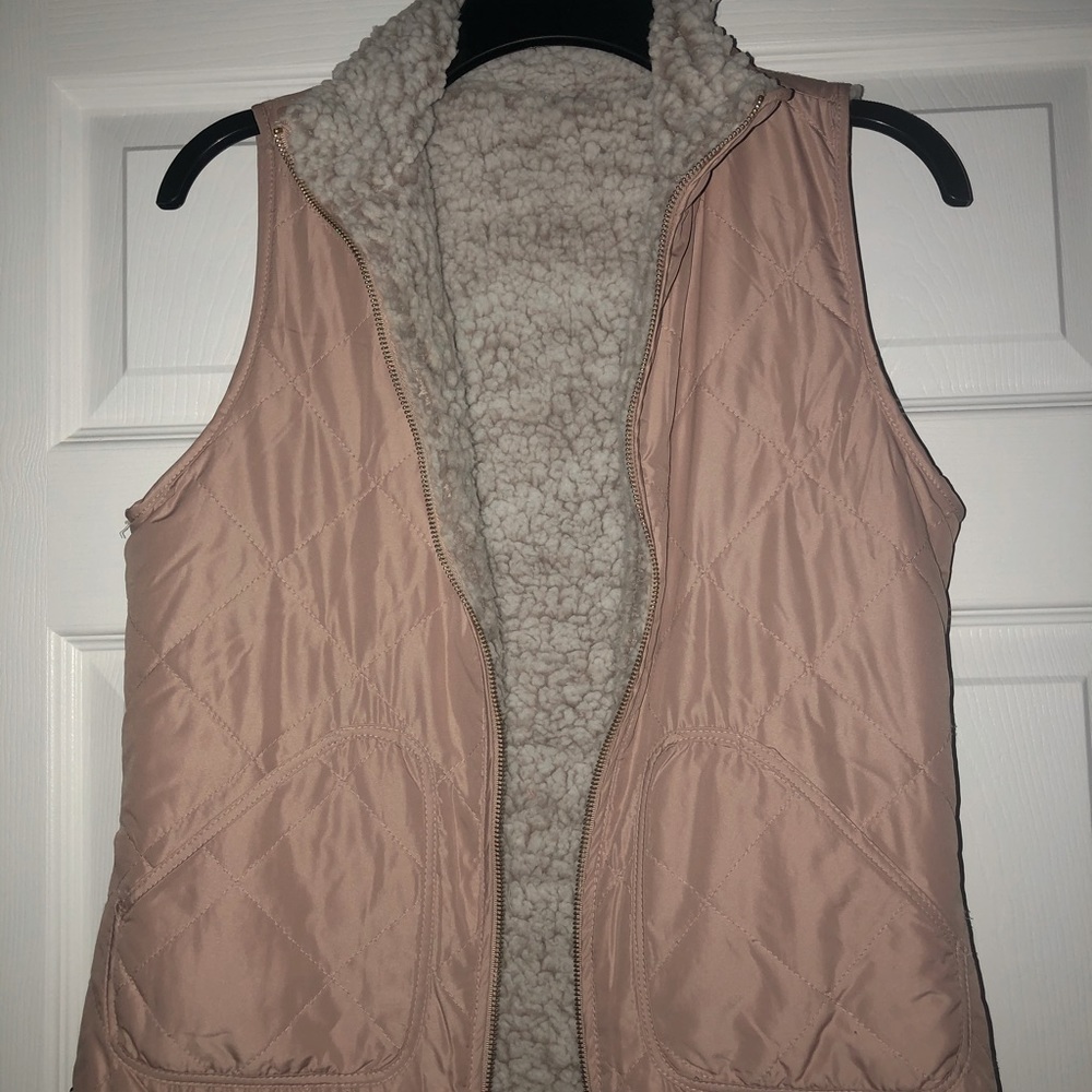 Thread & supply reversible fleece quilted vest